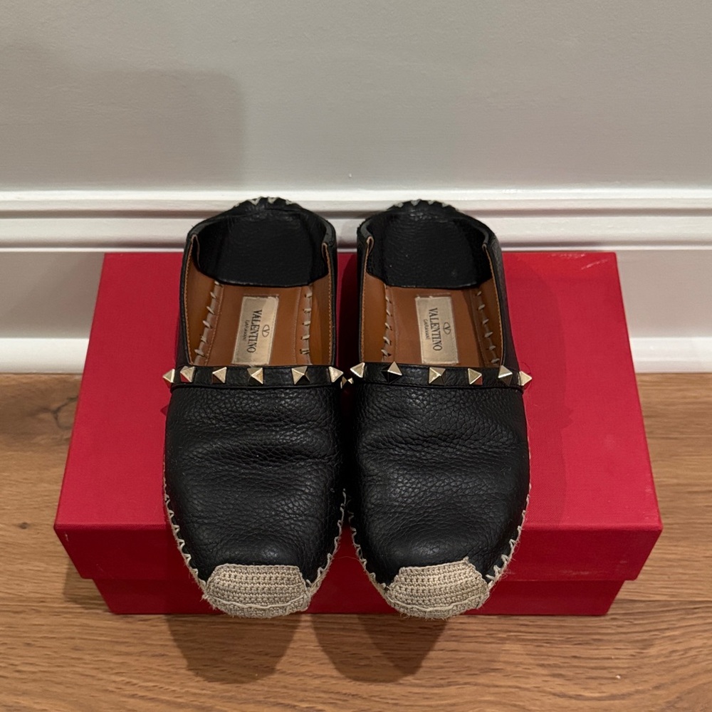 Valentino Garavani Rockstud Leather Espadrilles